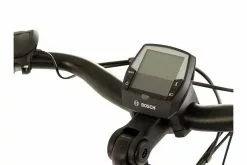 Raleigh Motus Tour LowStep Hub Electric Hybrid Bike-Red 22 12 Raleigh Motus Tour LowStep Hub Electric Hybrid Bike-Red 22 -Bikes Sales Shop 913273 4